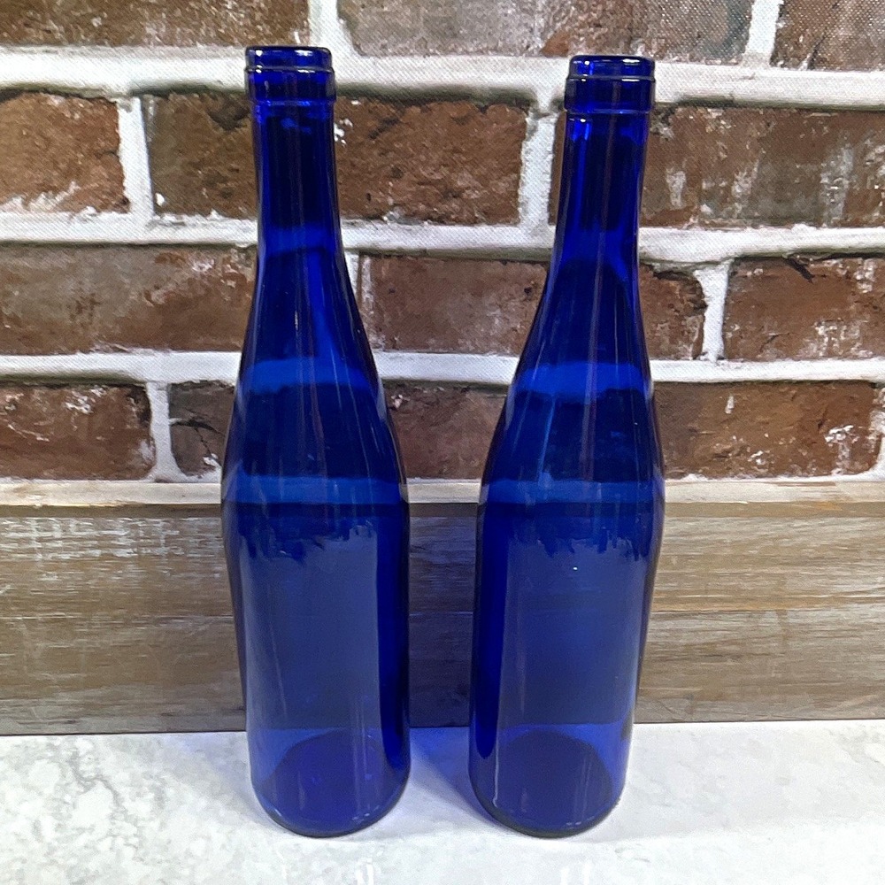 Set of 2 Cobalt Blue Glass Bottles, 0.75 L Each, Decorative Collectible